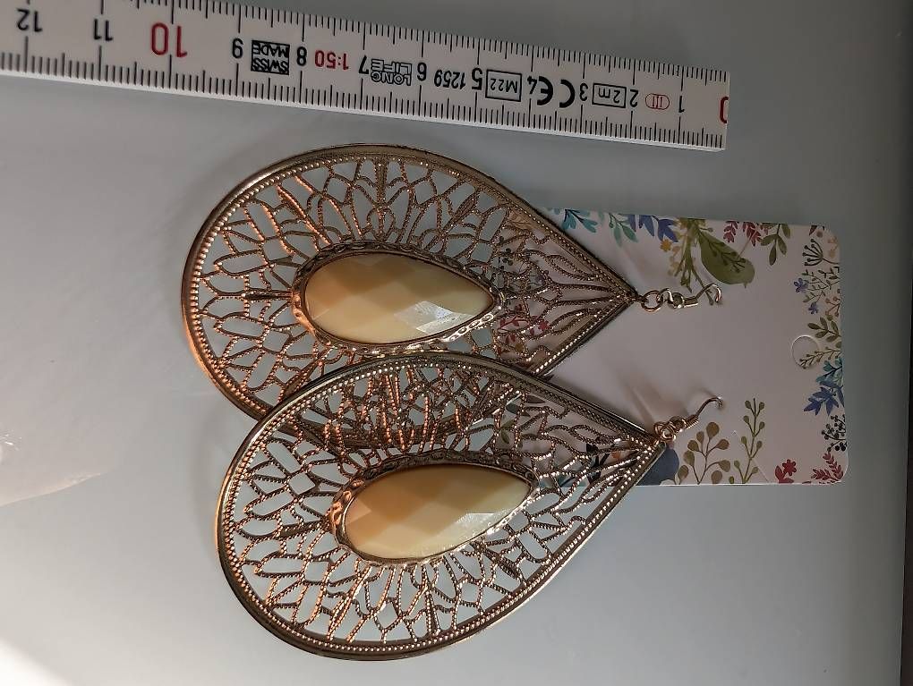 Ohrringe & -stecker: Ohrringe golden mit Stein – Gebraucht aus Konolfingen von Honey870 1