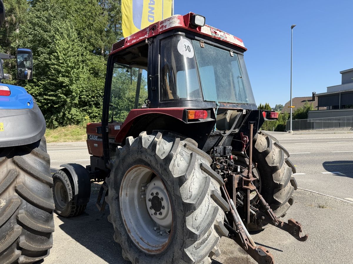 Trattori: Traktor Case-Int. National 685XL – Usato da Bützberg venduto da Wuethrich4922 2