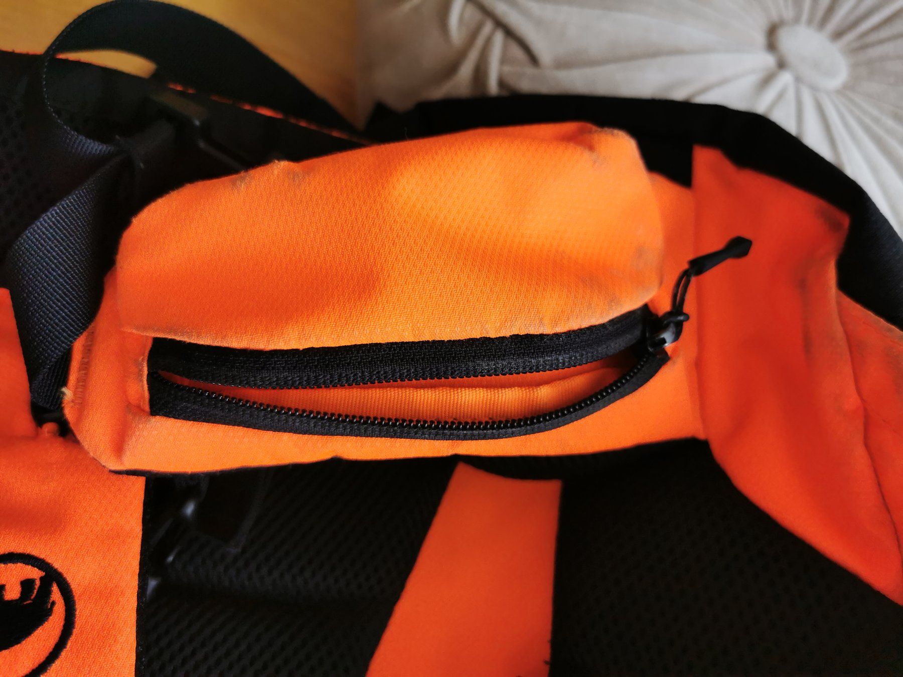 Borse & Zaini: Mammut Kinderrucksack orange/schwarz – Usato da Frauenfeld venduto da sparad 4