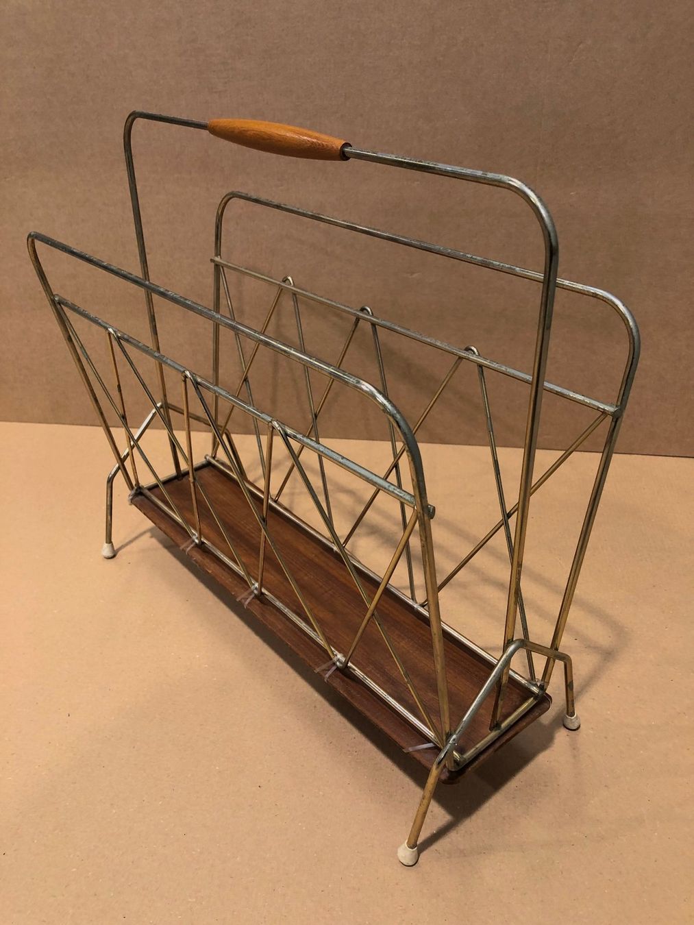 Altro per la casa: vintage Zeitungsständer 60er – Usato da Obfelden venduto da utakru 2