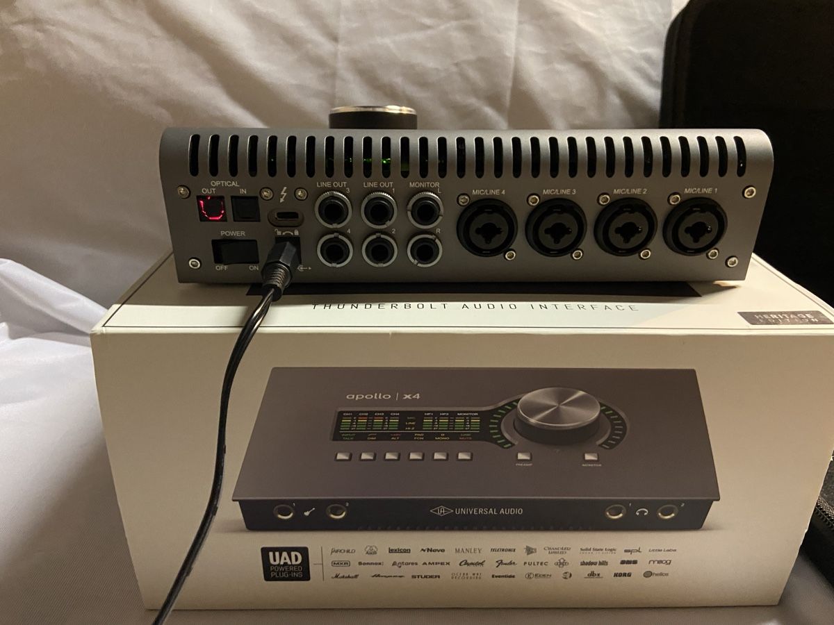 Universal Audio Attrezzatura per studi di registrazione: Universal Audio APOLLO X4 COMME NEUVE – Nuovo (secondo la descrizione) da Meyrin venduto da Kunz_M 5