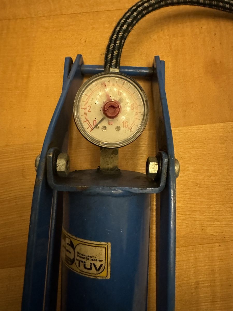 Pumpen: Pumpe – Gebraucht aus Dübendorf von Sachs621 2