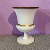 Vase ancien élégant en opaline blanche et or, parfait état ✨