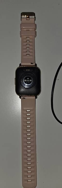 Smartwatch: Smartwatch AGPTEK rosa/gold – Usato da Schöftland venduto da Ringer16 1