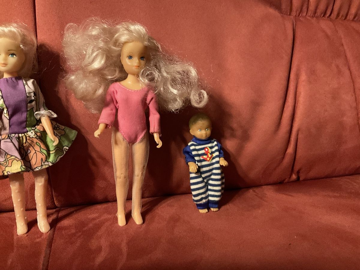 Bambole: CEAN TOYS 1980 (mini Barbies) – Usato da Herbriggen venduto da Sehrazade 3