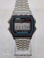 Neue Casio Alarm Chrono Digitaluhr aus Edelstahl
