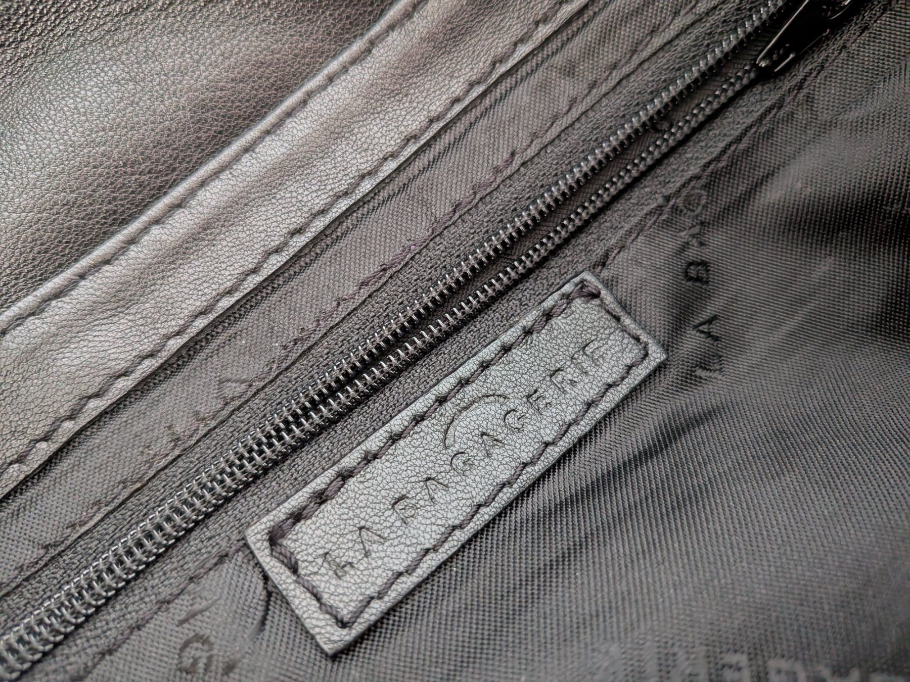 Sacs femmes: Labagerie Clutch – D'occasion à Emmen par magelan 4