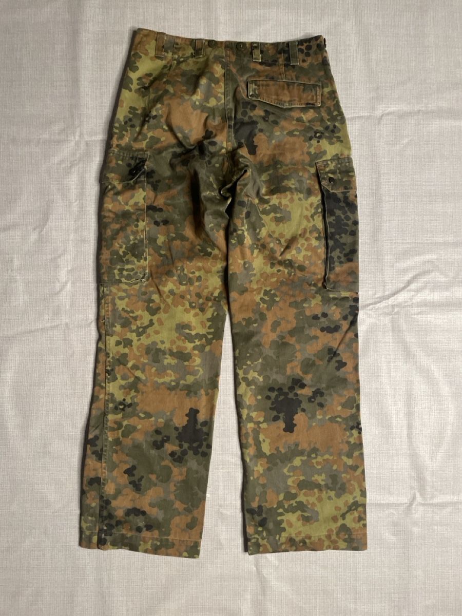 Pantaloni: Militäre Hose farbige – Usato da Capolago venduto da LA.BOTTEGA 3