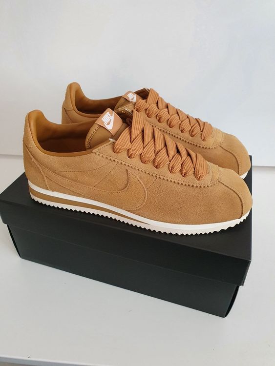 Nike cheap cortez wildleder