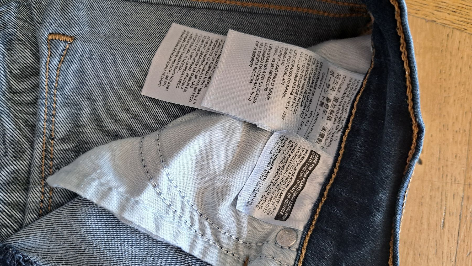 Levi's Jeans: levi taille 29, bon état – Usato da Meyrin venduto da Zahra011 3