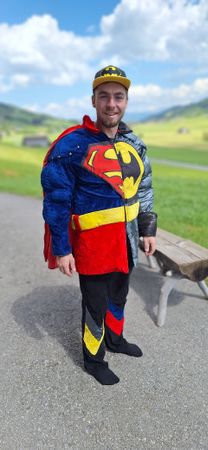 Guggenkostüm Fasnacht Super-Badman 30Stk.!!!