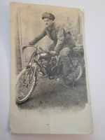 Foto Mann mit Töff Motorrad 1920 R17