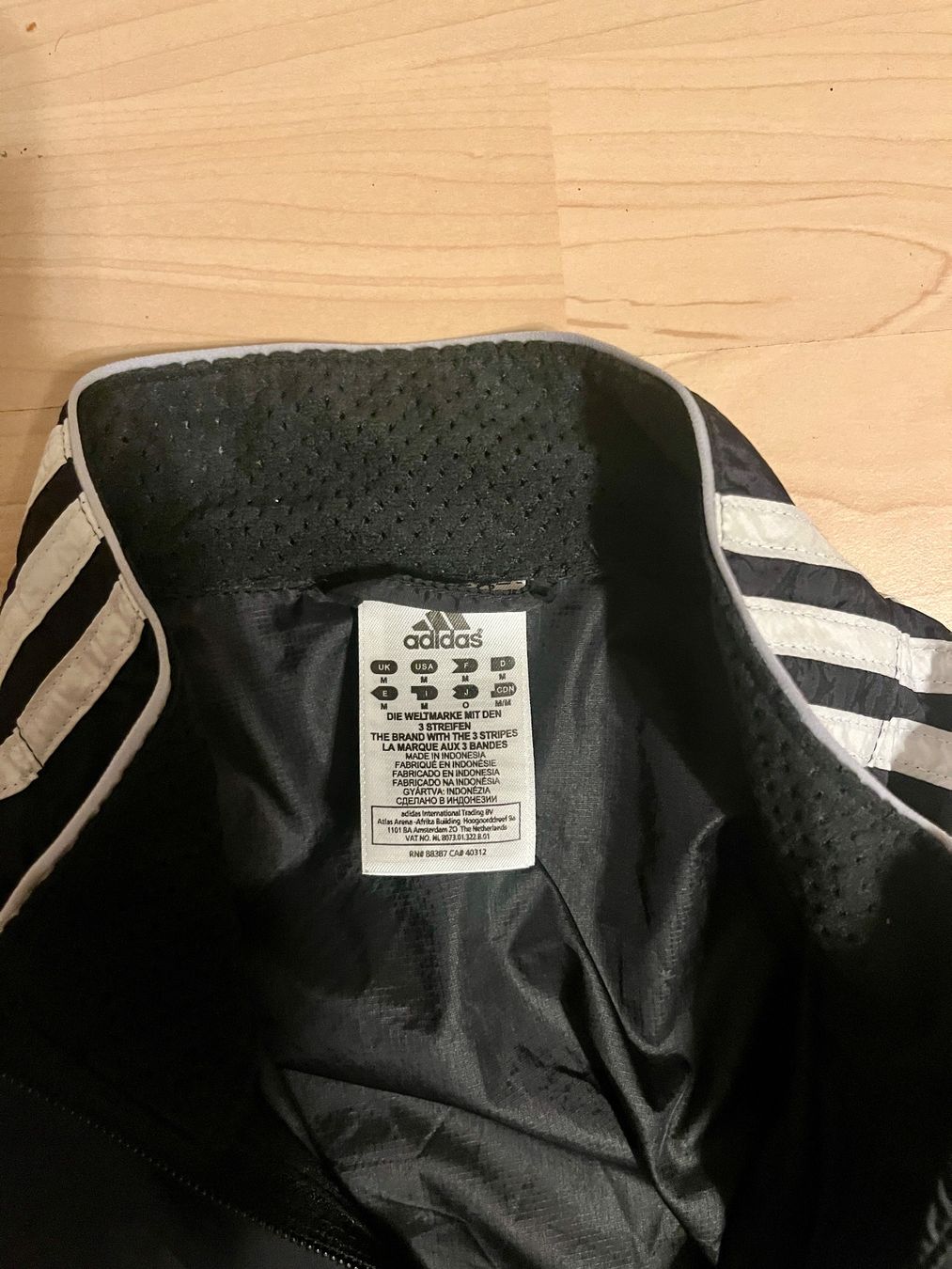 Adidas Giacche: Original Adidas Trainingsjacke, Schwarz, Grösse M – Usato da St.Gallen venduto da Rini2011 1