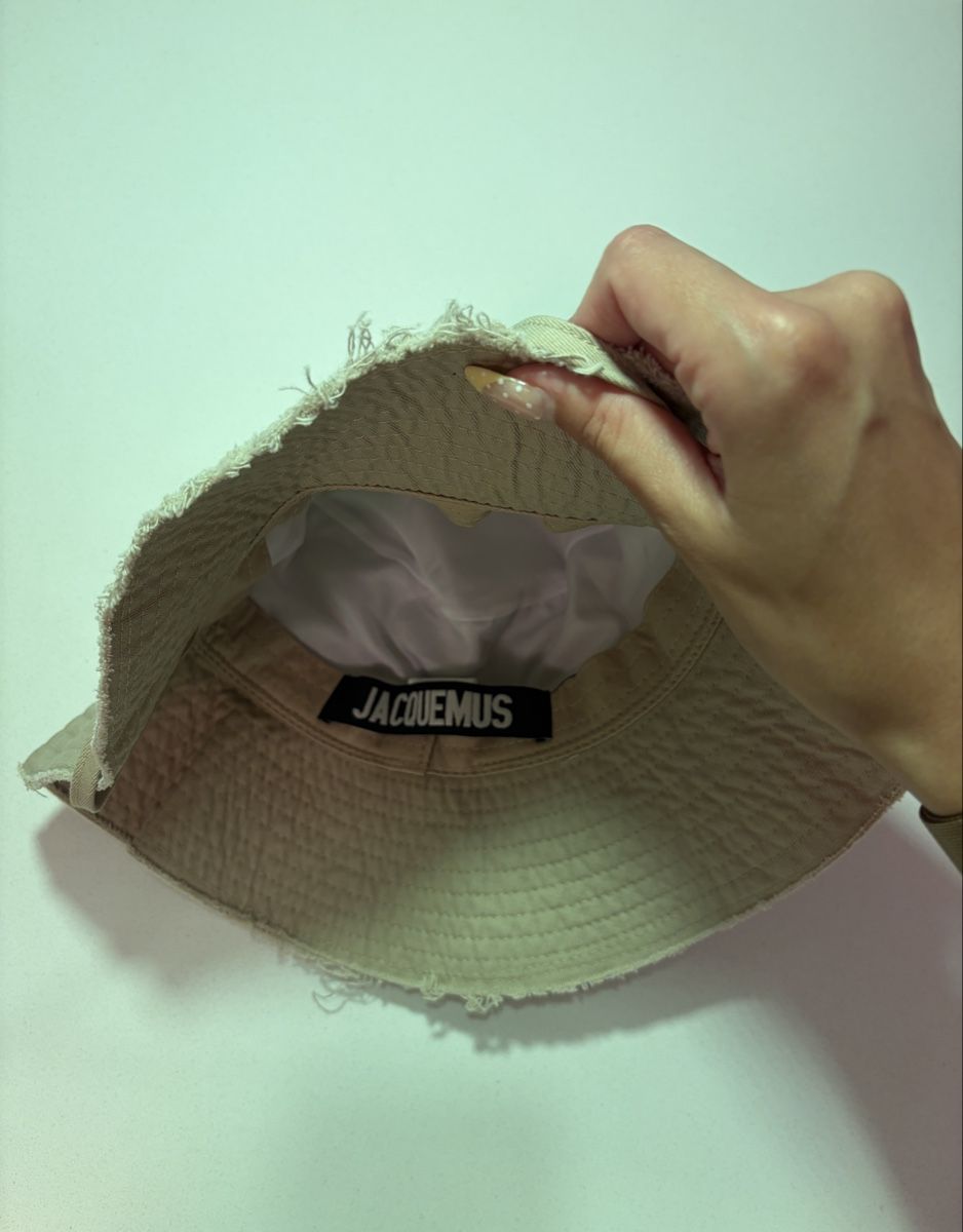Jacquemus Copricapi, berretti & cappellini: Jacquemus Bucket Hat – Usato da Zürich venduto da lar_dw7h 2