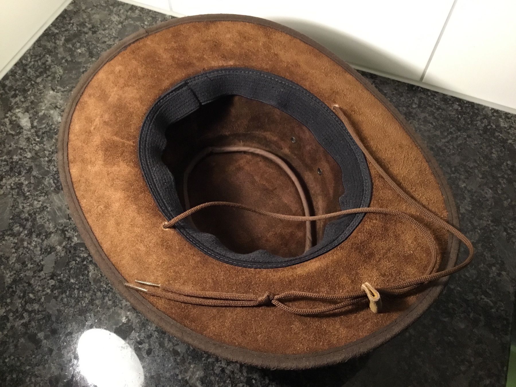 Hüte, Mützen & Caps: Cowboyhut aus Echt- Wildleder – Neu (gemäss Beschreibung) aus Chur von  2