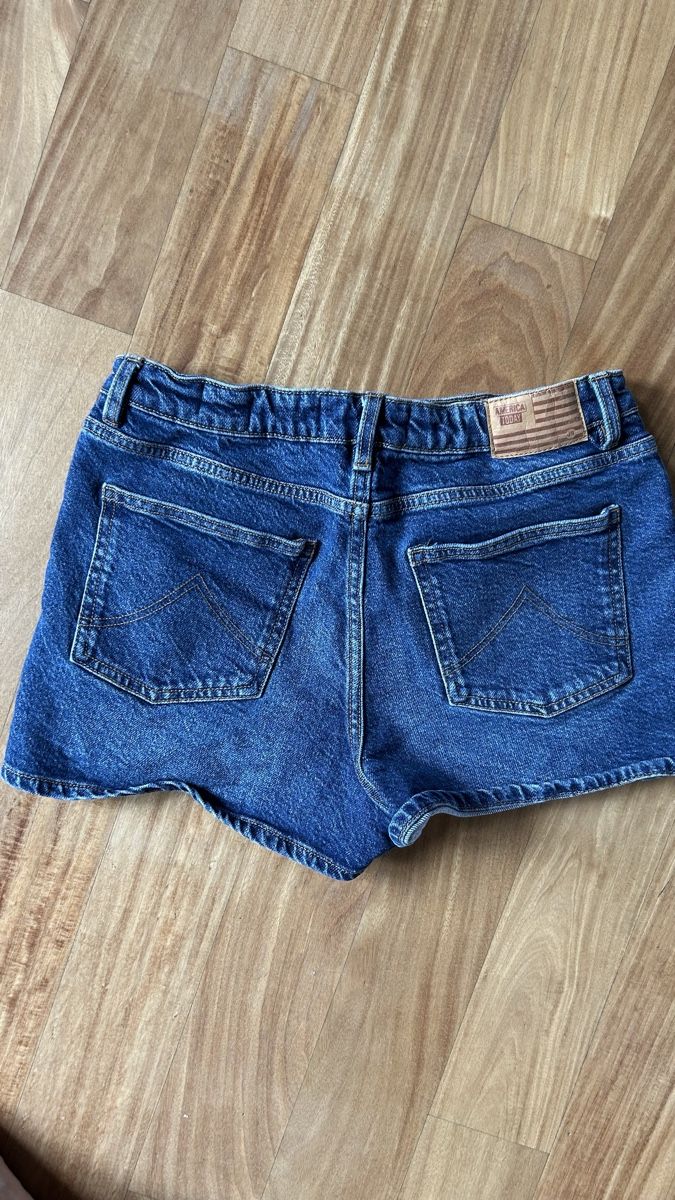Jeans: Denim shorts America Today  – Usato da Steinhausen venduto da Seekingsusan67 1
