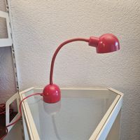 Schreibtischleuchte rot mit Schwanenhals gebraucht