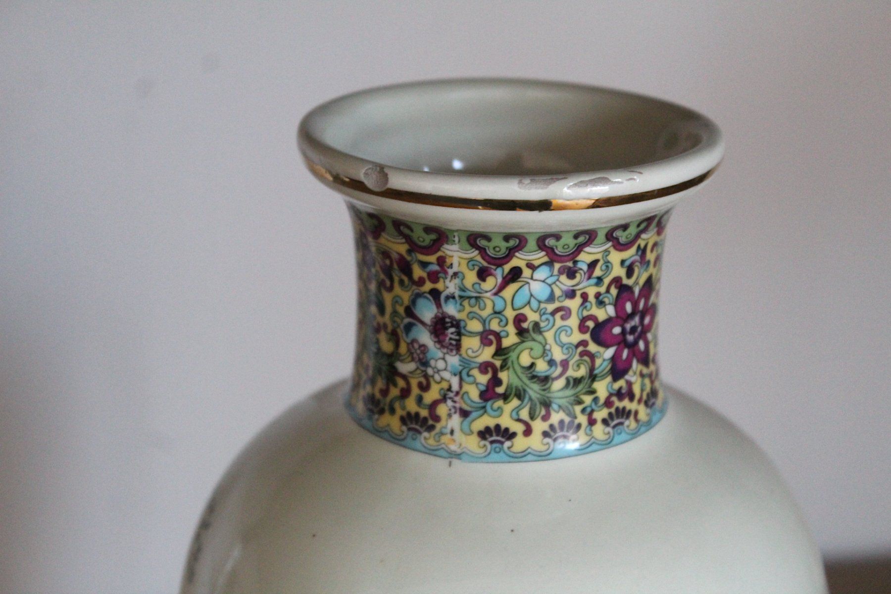 Vasi & Recipienti: Vase mit Chinesischem Design, – Usato da Locarno venduto da fripui 4