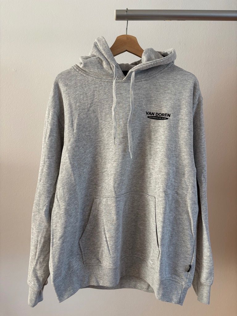 Pullover & Sweatshirts: Hoodie Vans – Gebraucht aus Neuhausen am Rheinfall von ssiimmo0nn