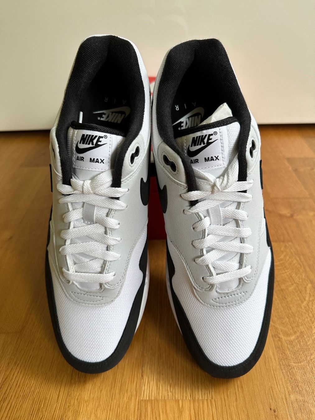 Nike Herrenschuhe: Nike Air Max 1 – Neu und originalverpackt aus Luzern von Luxury82 4