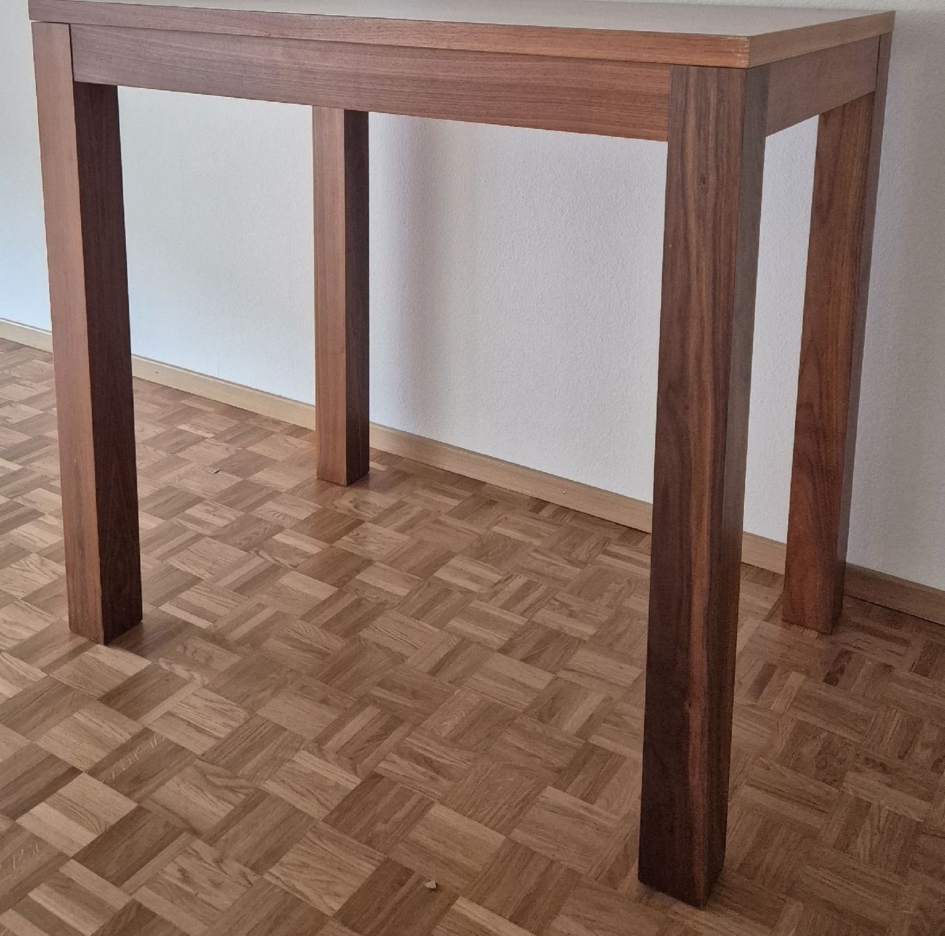 Tavoli: Bartisch – Usato da Luzern venduto da Kathyyy