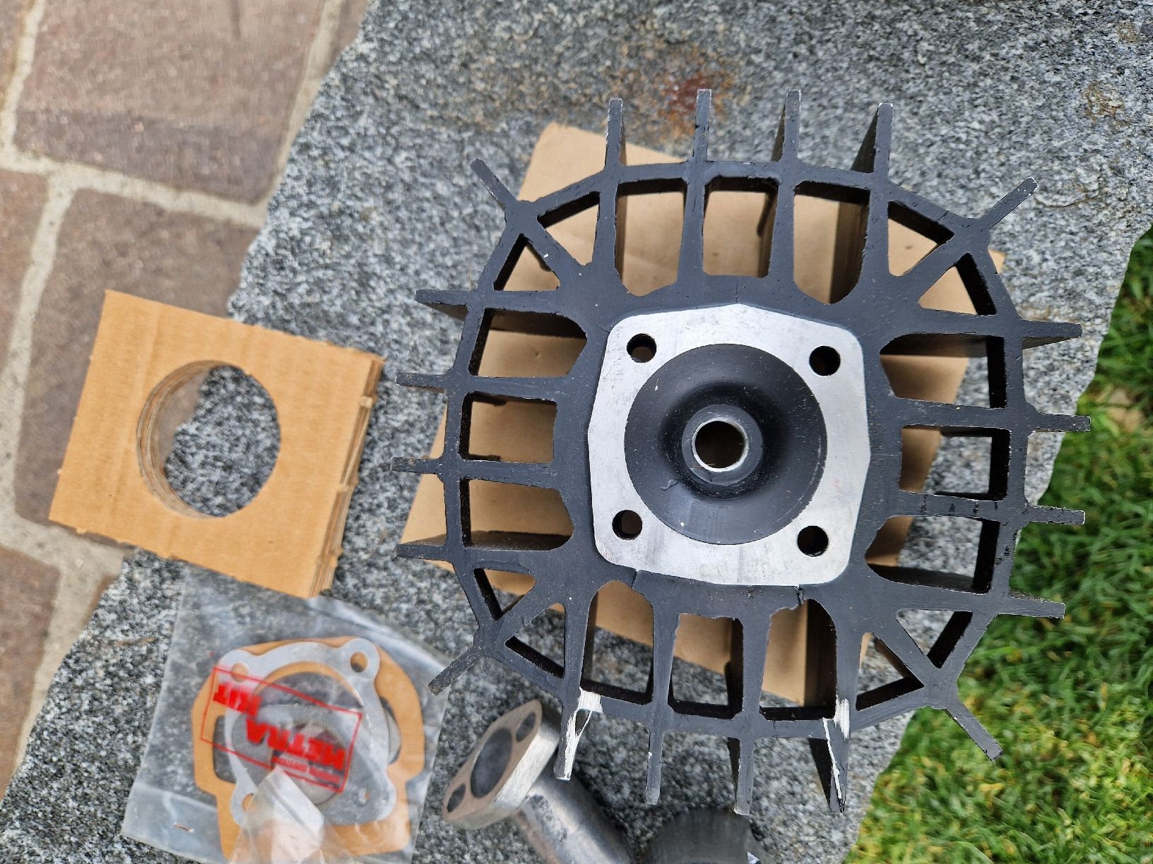 Puch Ciclomotori: NOS Metrakit 47mm per Puch maxi o simili  – Nuovo e nell'imballaggio originale da Breno venduto da BorioliD 6