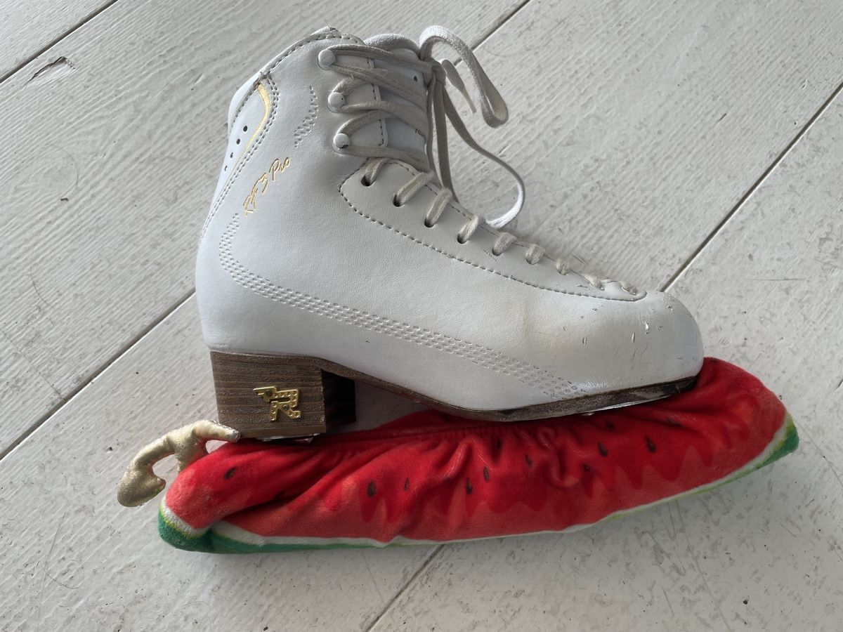 Patins à glace: Schlittschuhe Risport RF3 Pro 225 (34) – D'occasion à Herrliberg par blueman03
