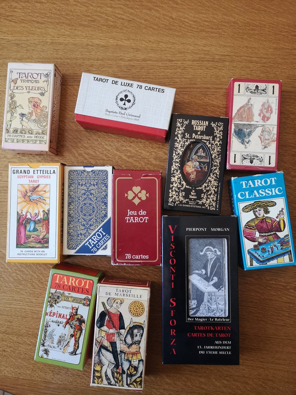 Spiele: lot de jeux de cartes – Gebraucht aus Genève von omsila 1