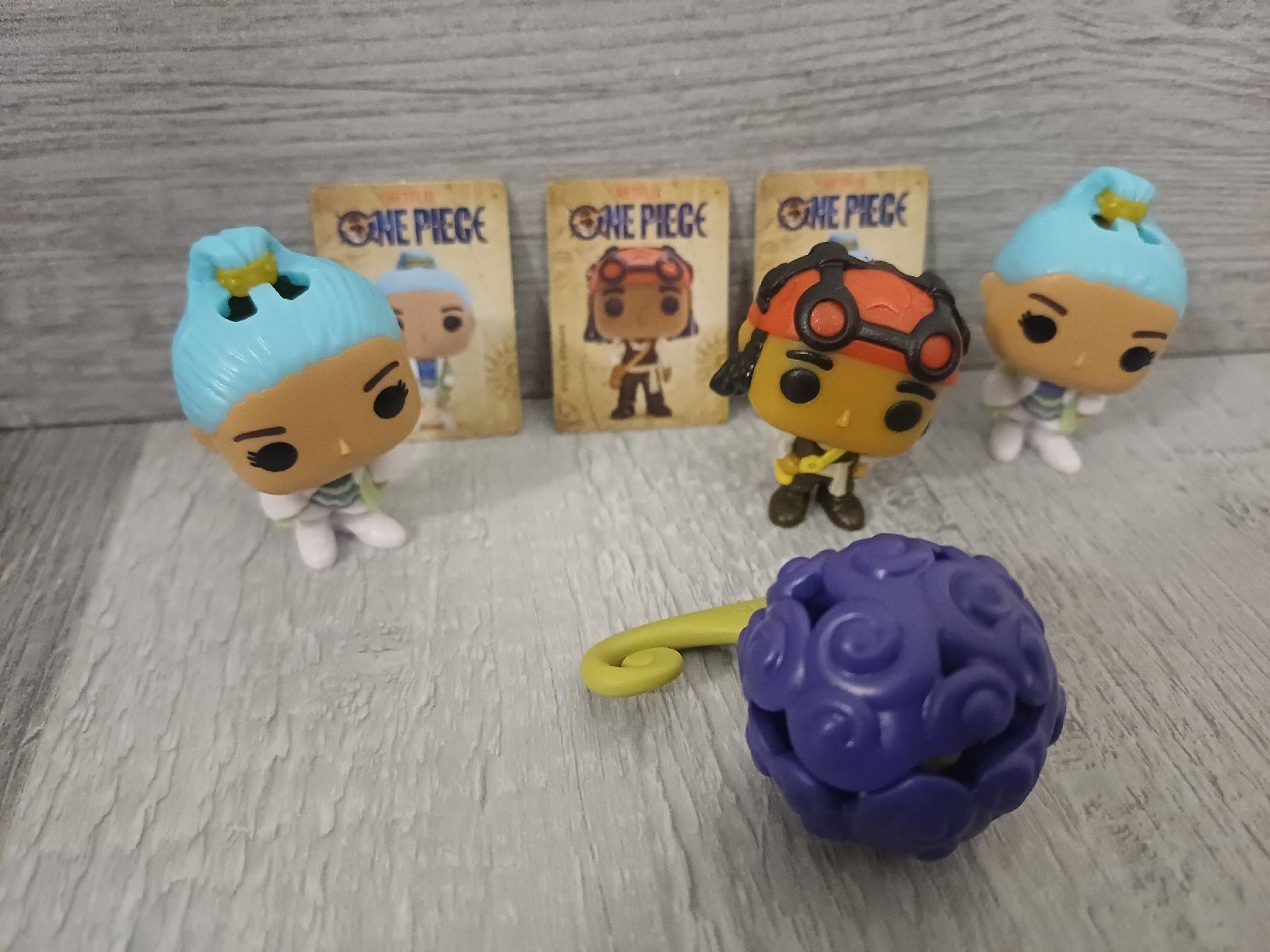 Giocattoli: One Piece / Kinder Joy  – Nuovo (secondo la descrizione) da Effretikon venduto da Zitinjac 1