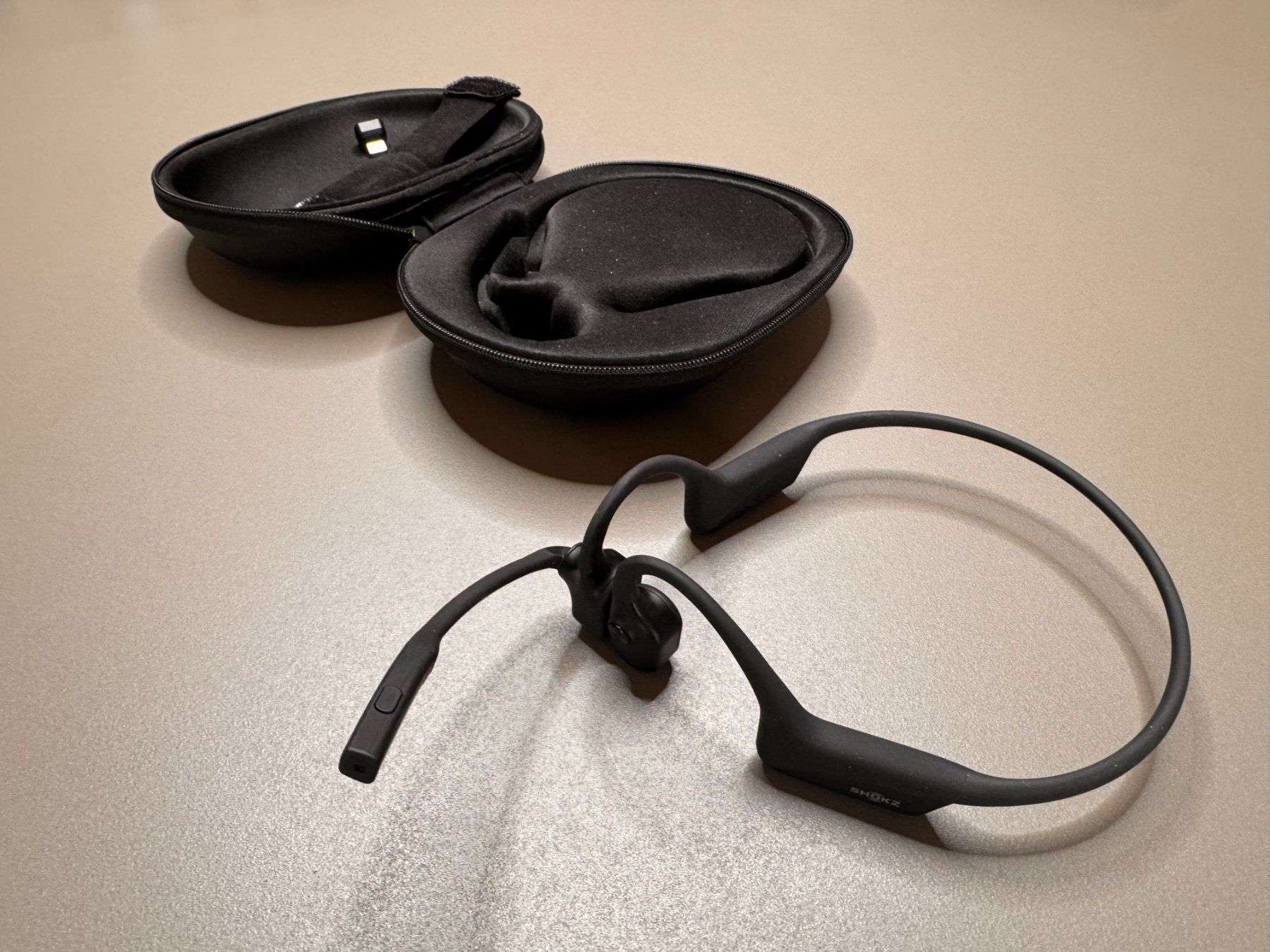 Shokz Cuffie: Shokz OpenComm2 USB-C Dongle – Usato da Onnens VD venduto da thi_6rvw 2