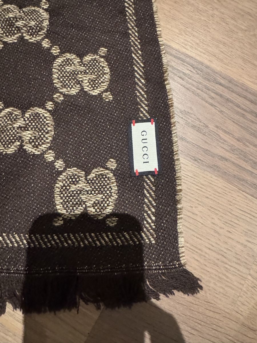 Gucci Foulard & Sciarpe: Gucci Scarf – Nuovo (secondo la descrizione) da Küsnacht ZH venduto da Zafsa 1