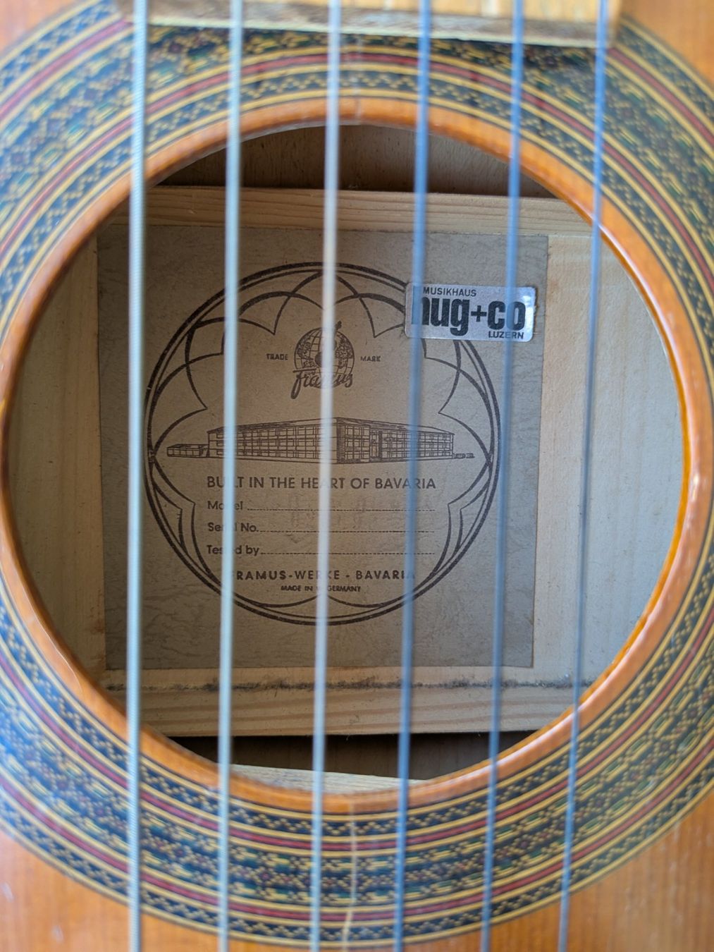 Framus Strumenti musicali: Gitarre Framus – Usato da Emmen venduto da Brockofsky 2