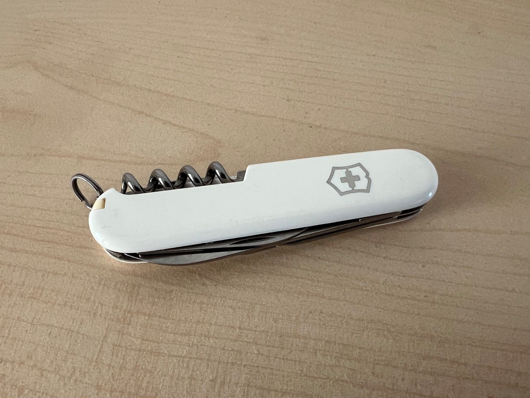 Victorinox Coltelli tascabile: Victorinox officier Suisse – Nuovo (secondo la descrizione) da Frauenfeld venduto da dilili 1