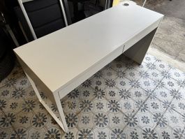 Schreibtisch weiss, 2 Schubladen, Top Zustand, Ikea