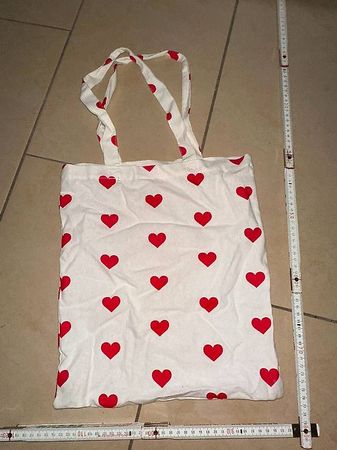 Totebag Tasche Flying Tiger Copenhagen weiss mit Herzen