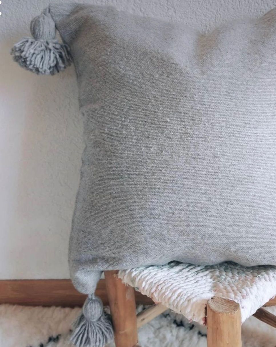 Cuscini: Kissenhülle mit Pompoms, handgefertigt – Nuovo e nell'imballaggio originale da Opfikon venduto da Zentou 8