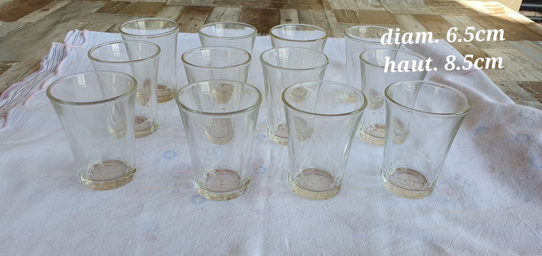 Bicchieri: 21 verres à eau/autre – Nuovo (secondo la descrizione) da Moutier venduto da mar_7nrw
