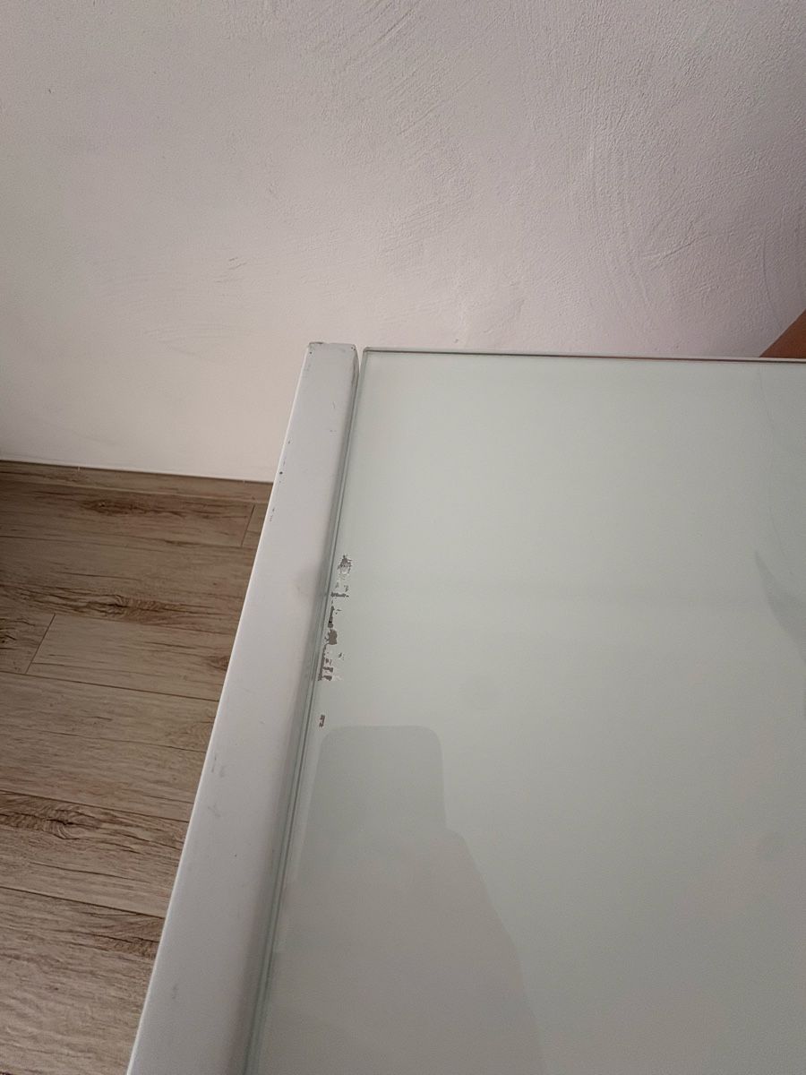 Scrivanie: Bureau design verre blanc structure métal – Usato da Conthey venduto da ale_fwf2 3