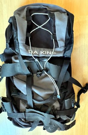 Dakine Poacher Rucksack Ski/Snowboard/Freeride schwarz/grau