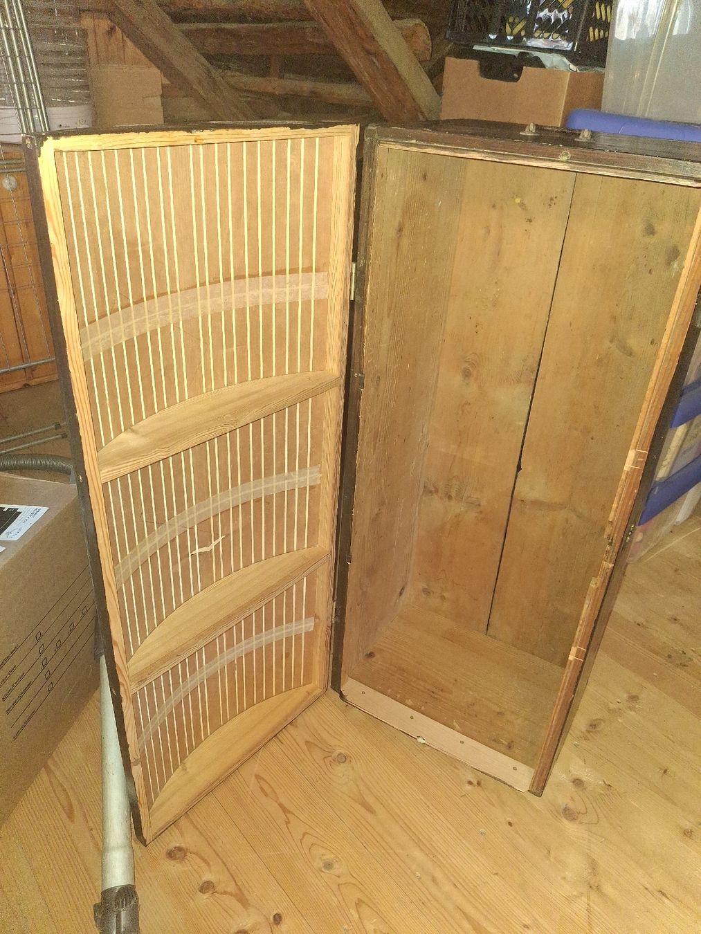 Cassapanche: Vintage Holztruhe mit gewölbtem Deckel – Usato da Bichelsee venduto da neenas16 4