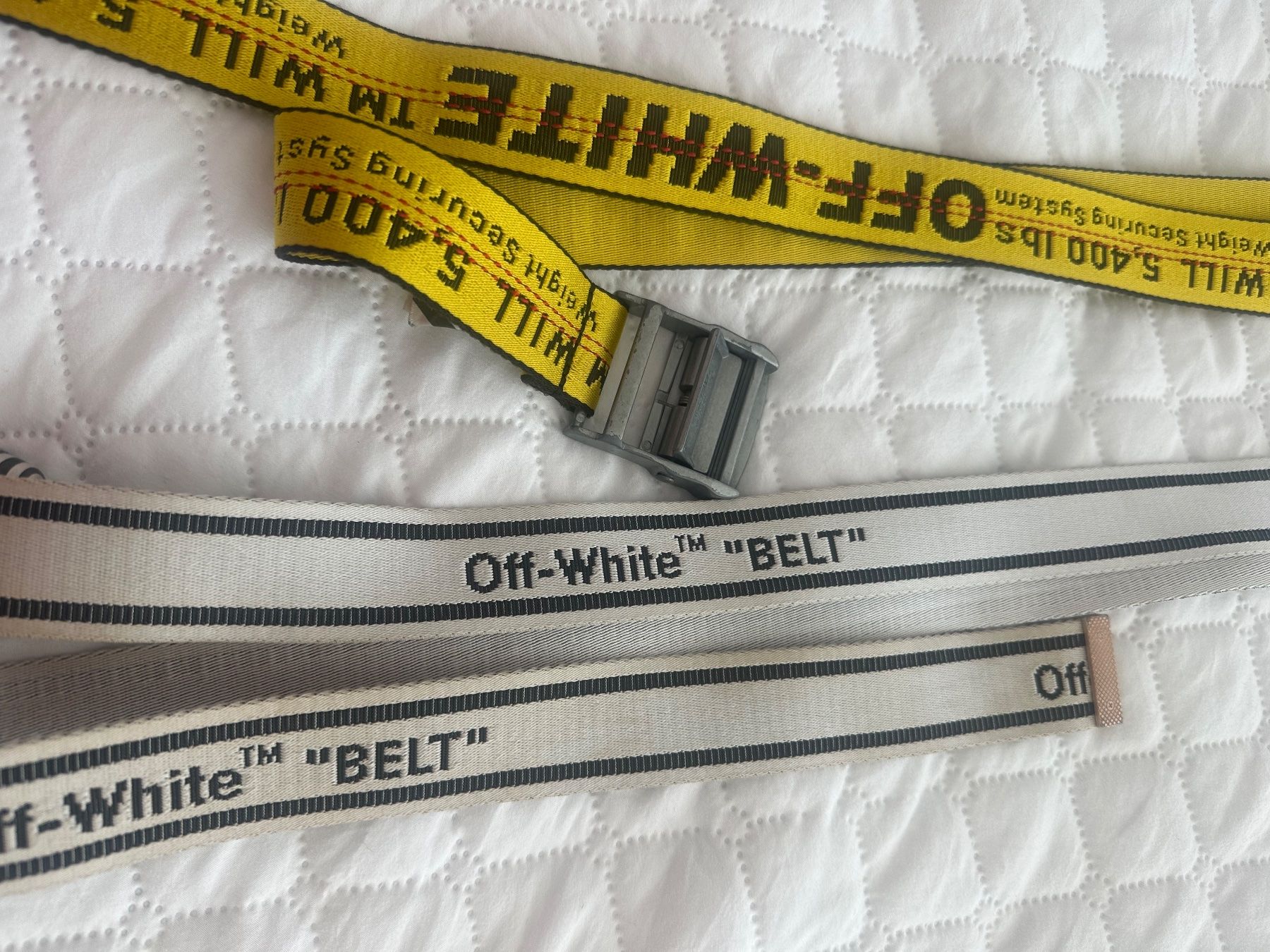Off-White Gürtel: 2x Off-White Gürtel – Gebraucht aus Monte Carasso von cilliss 2