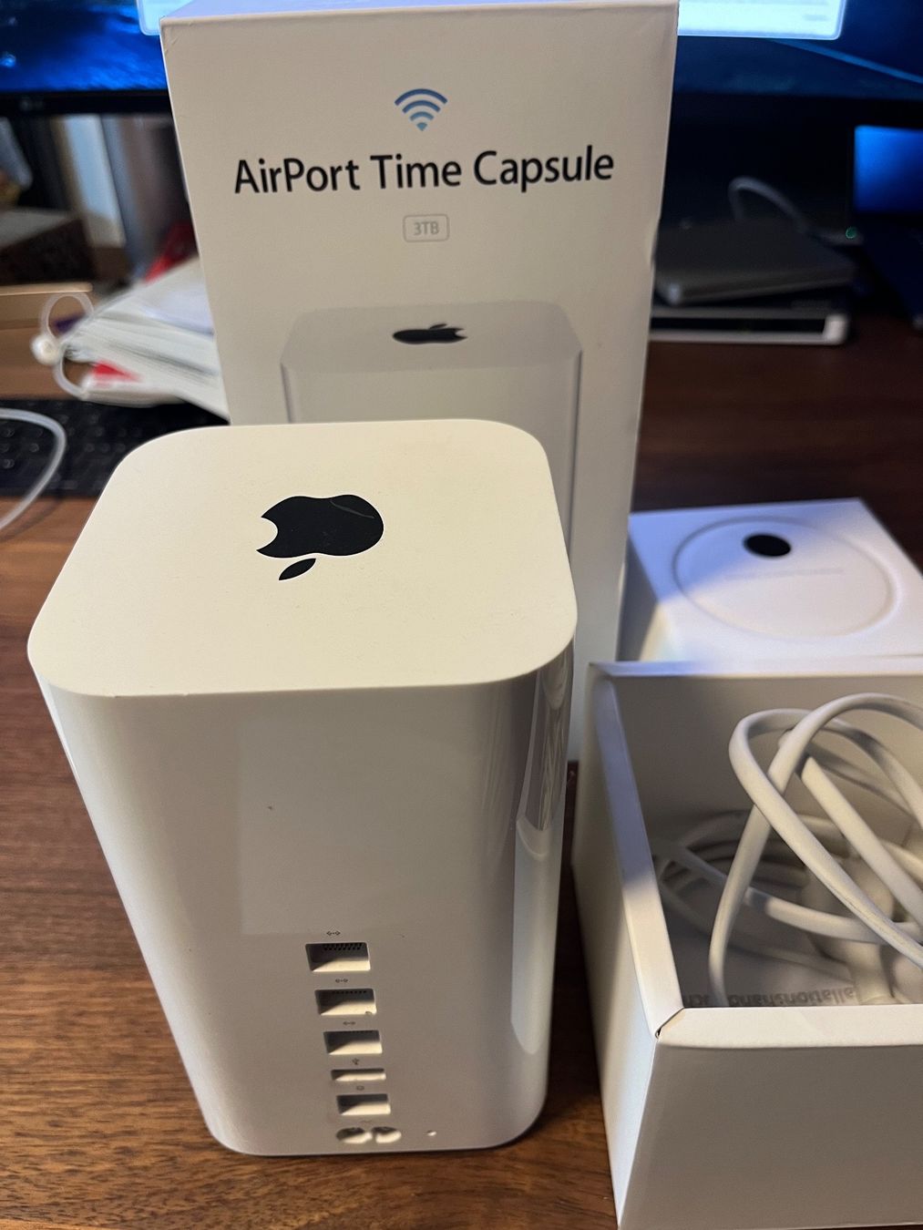 Apple Harddisks: Apple Airport Time Capsule 3 TB – Gebraucht aus Toffen von