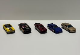 Hot Wheels 2007 5 pieces Ford Mustang set
