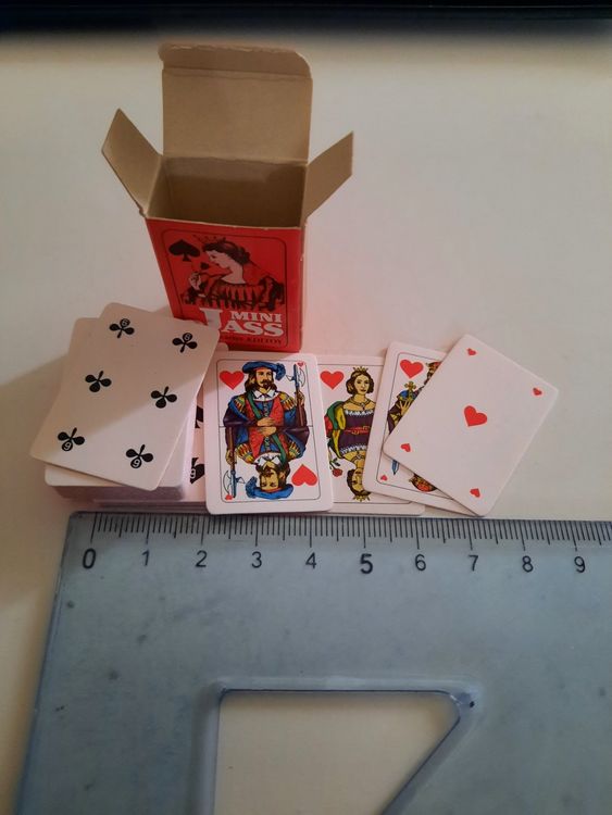 Porte-clés Ancien LORD Avec Mini Jeu De Cartes Poker – Italie – Occasion