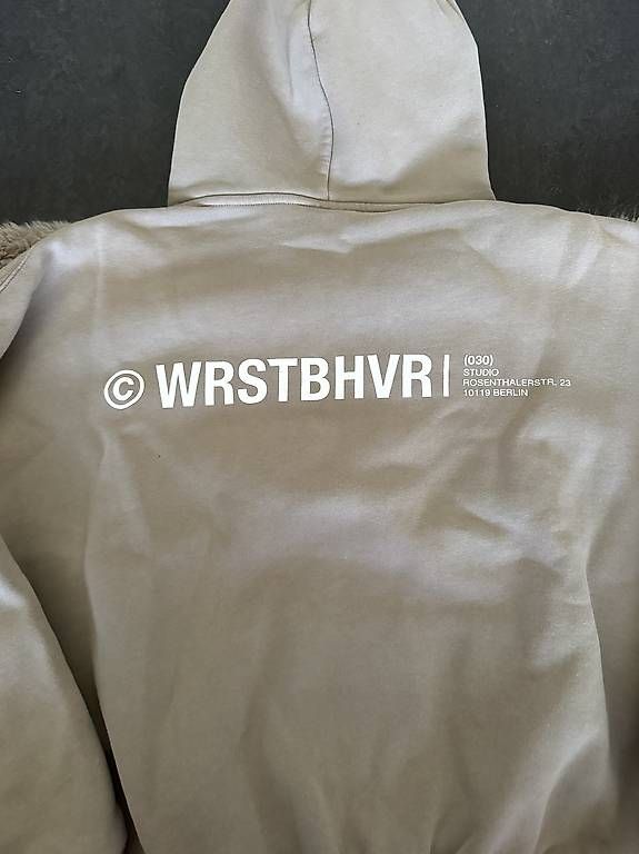 Maglioni & Felpe: WRSTBHVR Hoodie – Usato da Kaltbrunn venduto da lau_2hp8 3