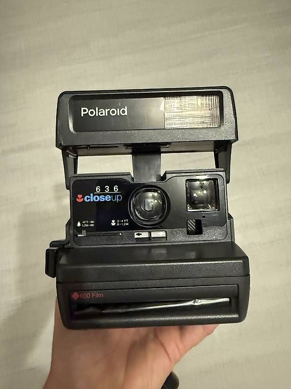 Fotocamera: polaroid Original, kaum gebraucht – Nuovo e nell'imballaggio originale da Trimbach venduto da D-EM 3