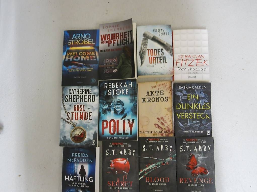 Livres: Thriller – D'occasion à Romanshorn par petersp01