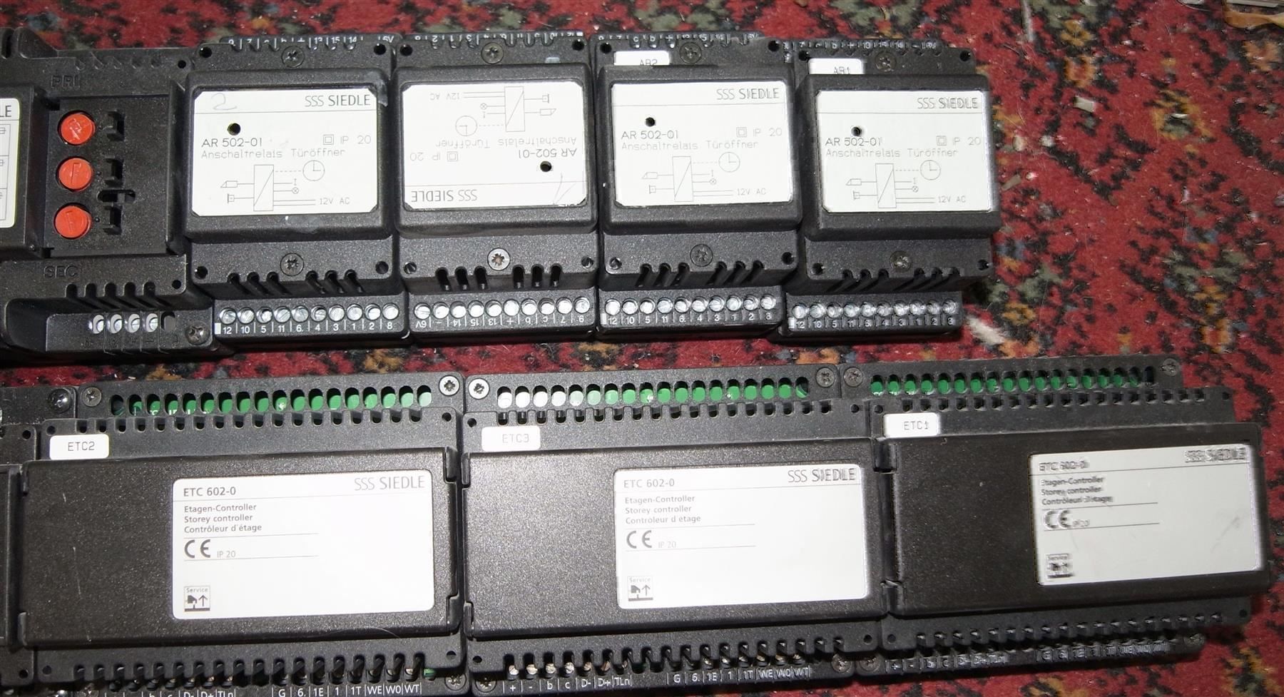 Elektronikbauteile: Siedle Türsprechstellen Komponenten – Gebraucht aus Männedorf von livesteam 2