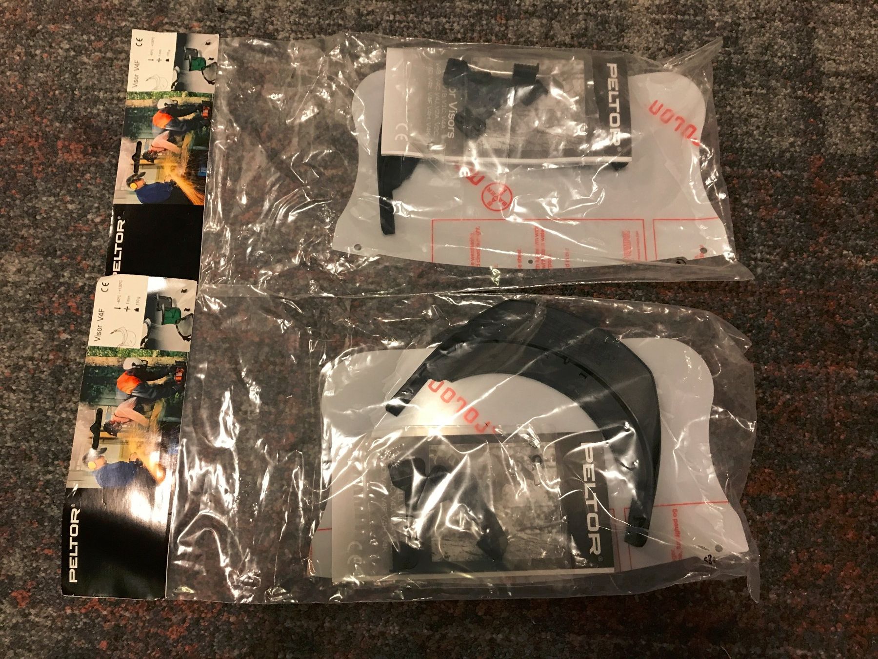 3M Caschi & visiere: V4F - 3M PELTOR Clear PC Visor, Klarvisier – Usato da Kreuzlingen venduto da JOWY72 1