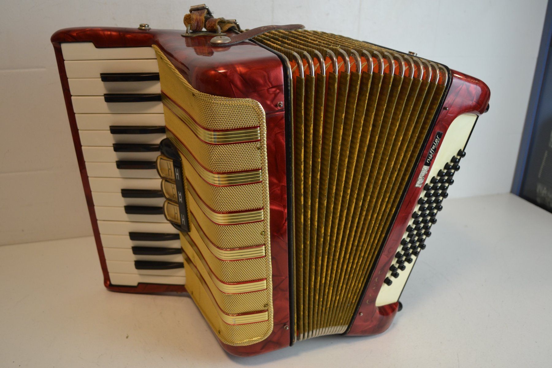 Hohner Strumenti musicali: Akkordeon chromatisch Hohner Concerto I – Usato da Zürich venduto da Brockito 4